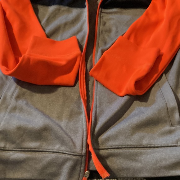 Boys hoodie sweatshirt.  Boys size 14 - Picture 3 of 4